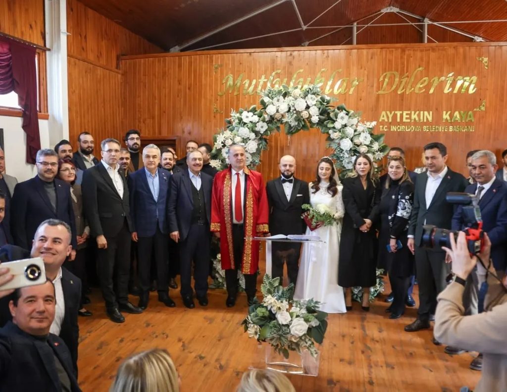Başkan Kaya, kızının nikâhını kıydı