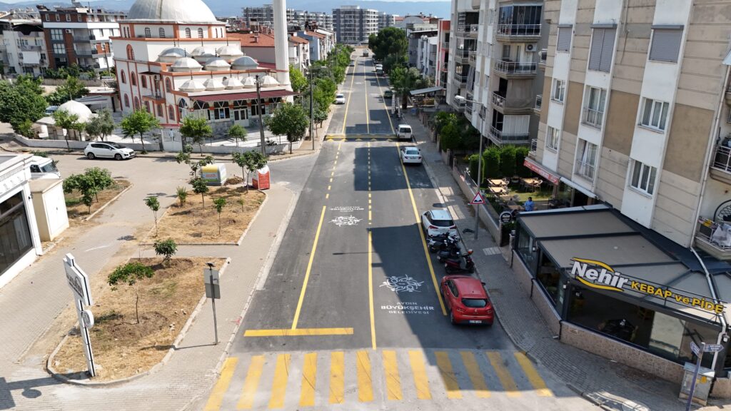 Başkan Çerçioğlu Aydın’ın Yollarını Yeniliyor, Kazanan Vatandaşlar Oluyor