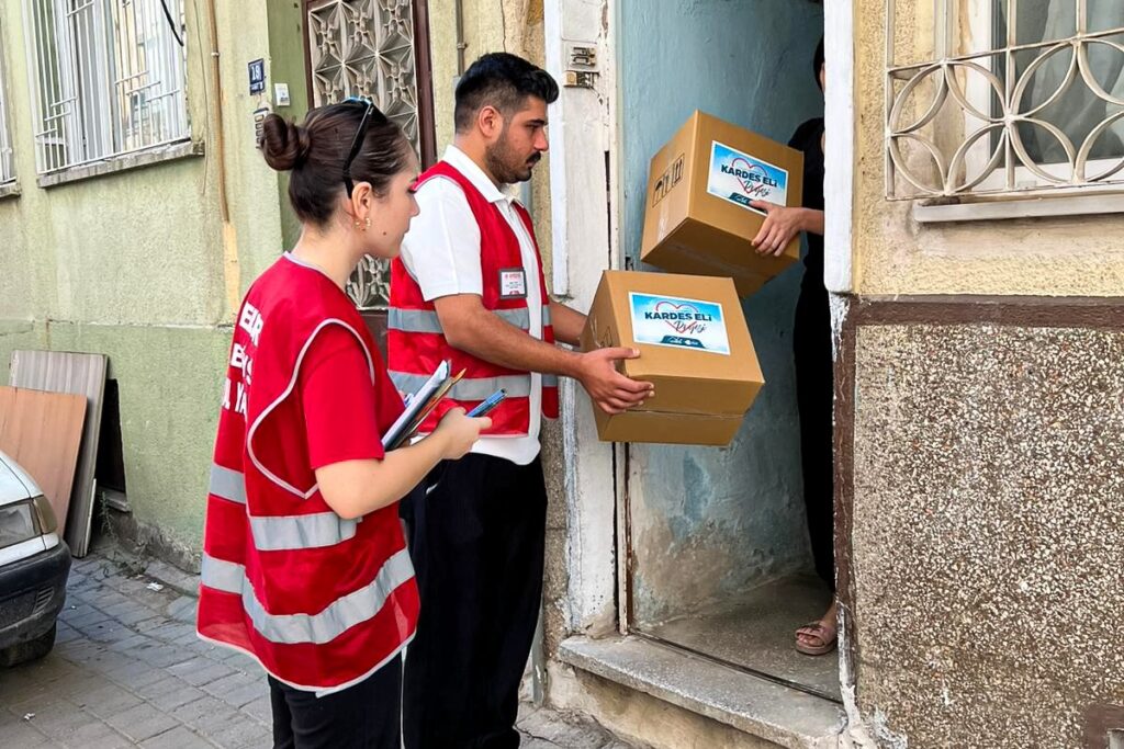 Başkan Yetişkin’den Sosyal Belediyecilikte Örnek Proje: Kardeş Eli