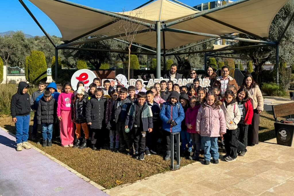 Efeler’in Matematik ve Bilim Merkezi  Yenipazarlı Öğrencileri Ağırladı