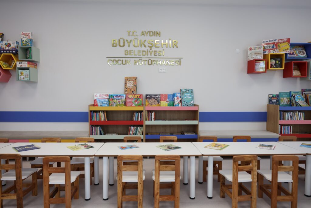 AYDIN BÜYÜKŞEHİR BELEDİYESİ’NDEN AYDIN ŞEHİR HASTANESİ’NE ÇOCUK KÜTÜPHANESİ