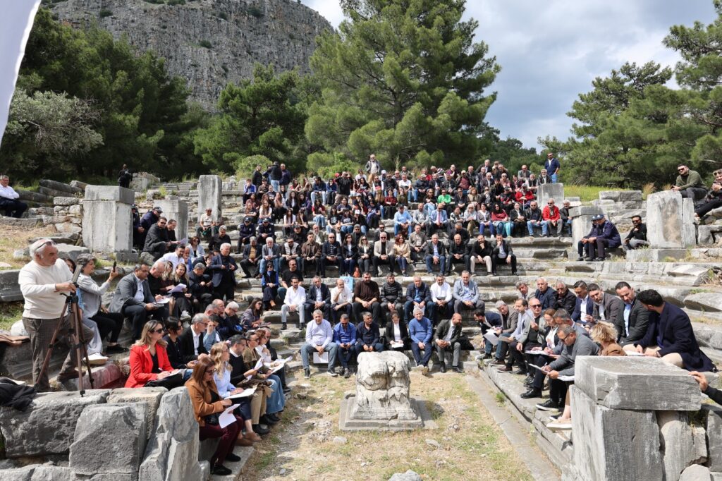 Başkan Arıkan’dan Priene İçin Unesco Yolunda Kararlılık Mesajı