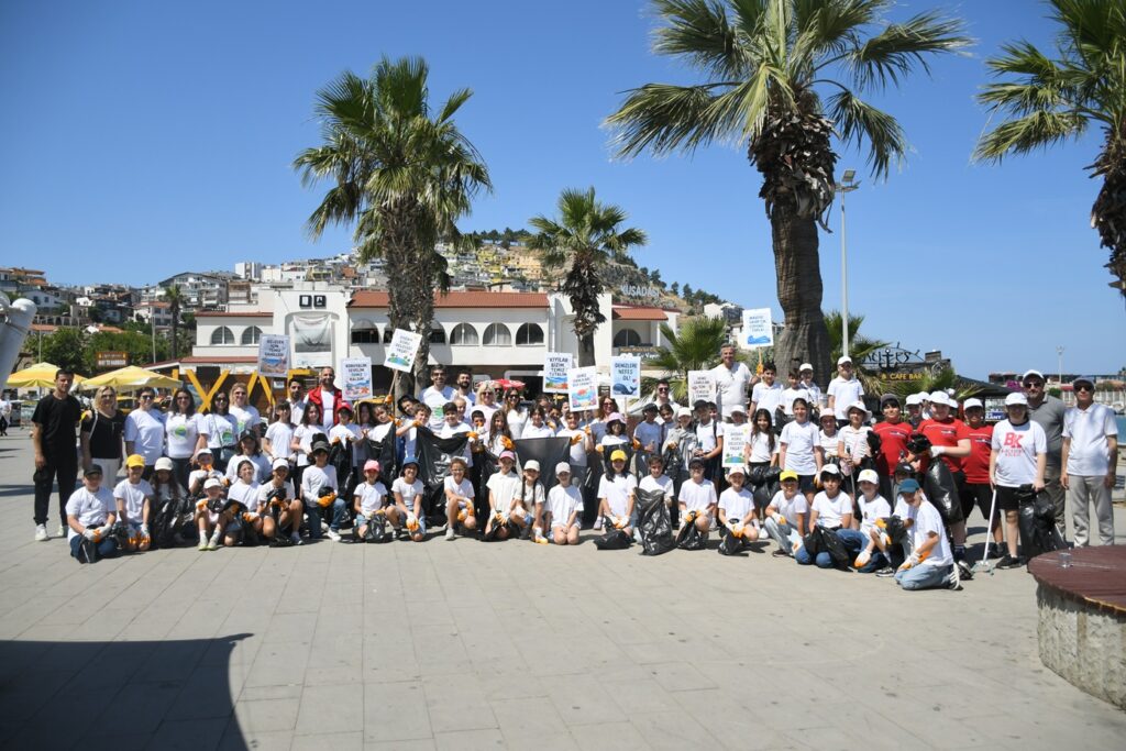 Geleceğin Çevre Gönüllüleri Kuşadası Belediyesi’nin Etkinliğinde Buluştu