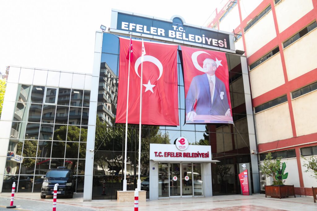 Efeler Belediyesi’nden Sert Açıklama  “Konu Çocuklarımız Olduğunda Sabrımız Tükenmiştir”