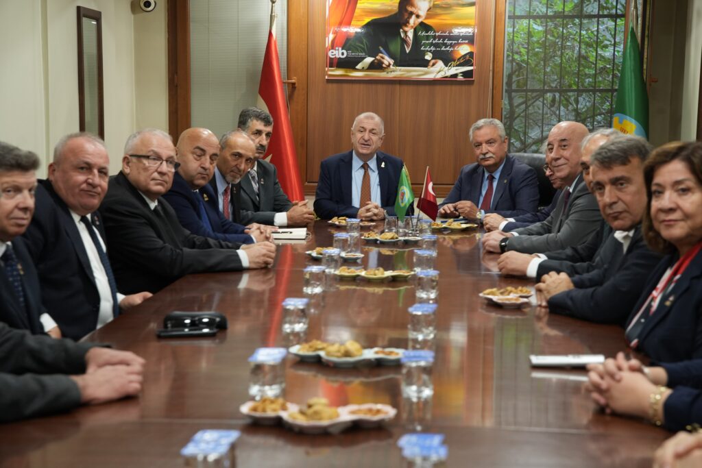 Ümit Özdağ’dan Aydın Efeler Ziraat Odası’na Ziyaret
