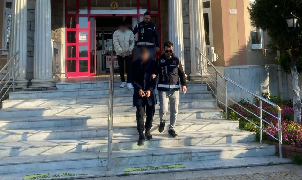 Didim’de 2 şüpheli uyuşturucudan tutuklandı