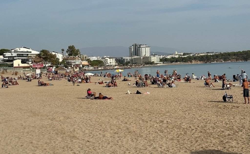 Didim’de Kasım ayında deniz keyfi
