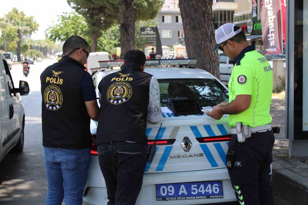 Ehliyetsiz ve plakasız motosiklet sürücüsü cezadan kaçamadı