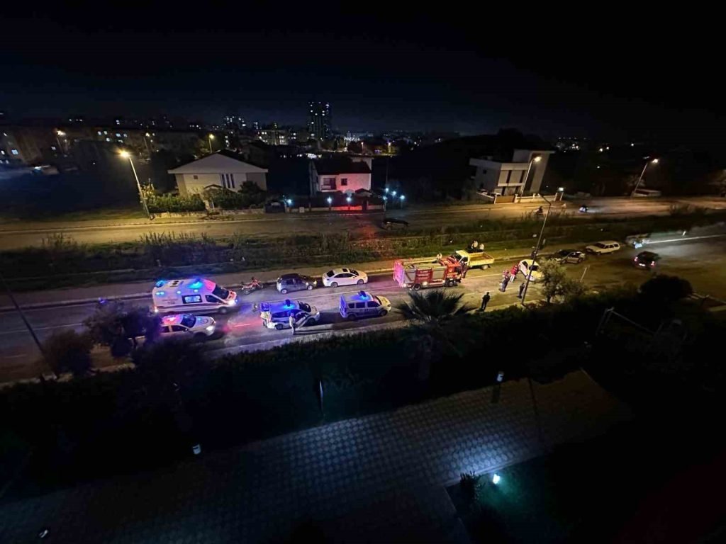 Kamyonet ile otomobil çarpıştı: 1 yaralı