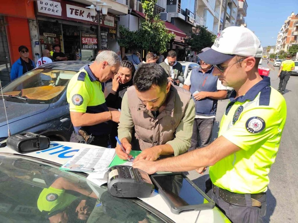 Kuşadası’nda 48 saat süren denetimde motosiklet sürücülerine ceza yağdı