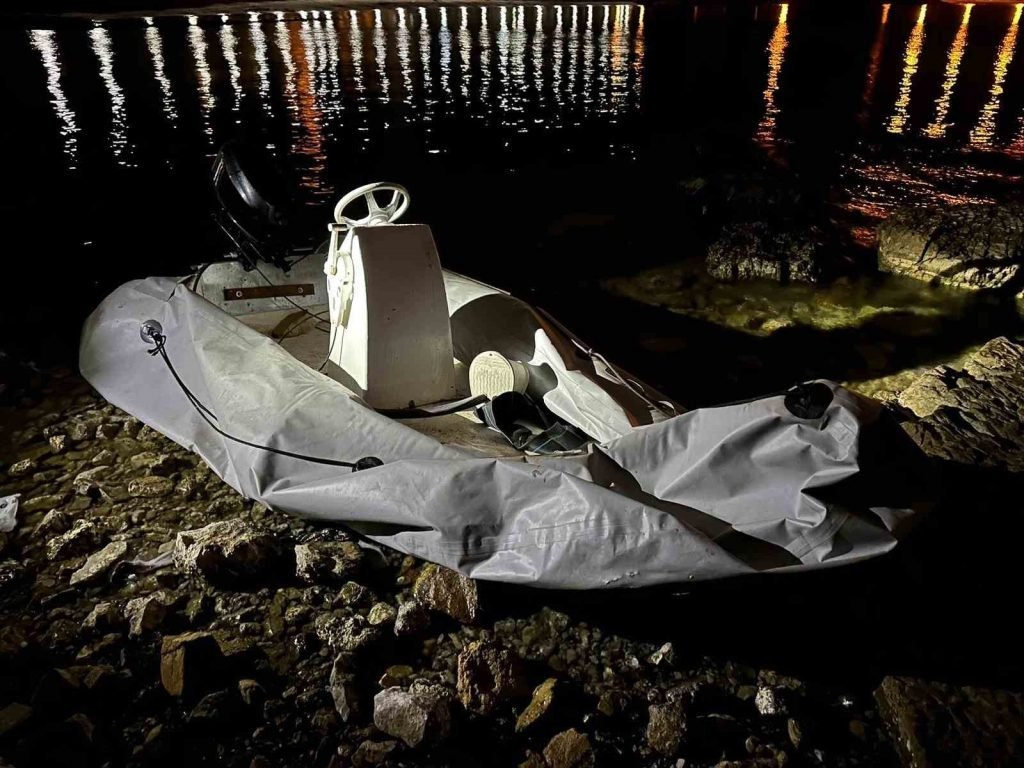 Kuşadası’nda 5 düzensiz göçmen ve 4 organizatör kaçamadan yakalandı
