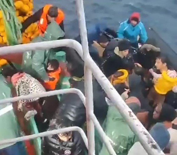 Kuşadası’nda denizde can pazarı