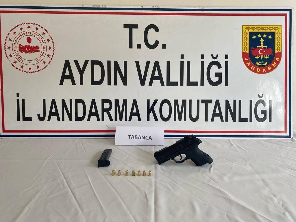 Ruhsatsız silah taşıyanlara jandarma ‘dur’ dedi