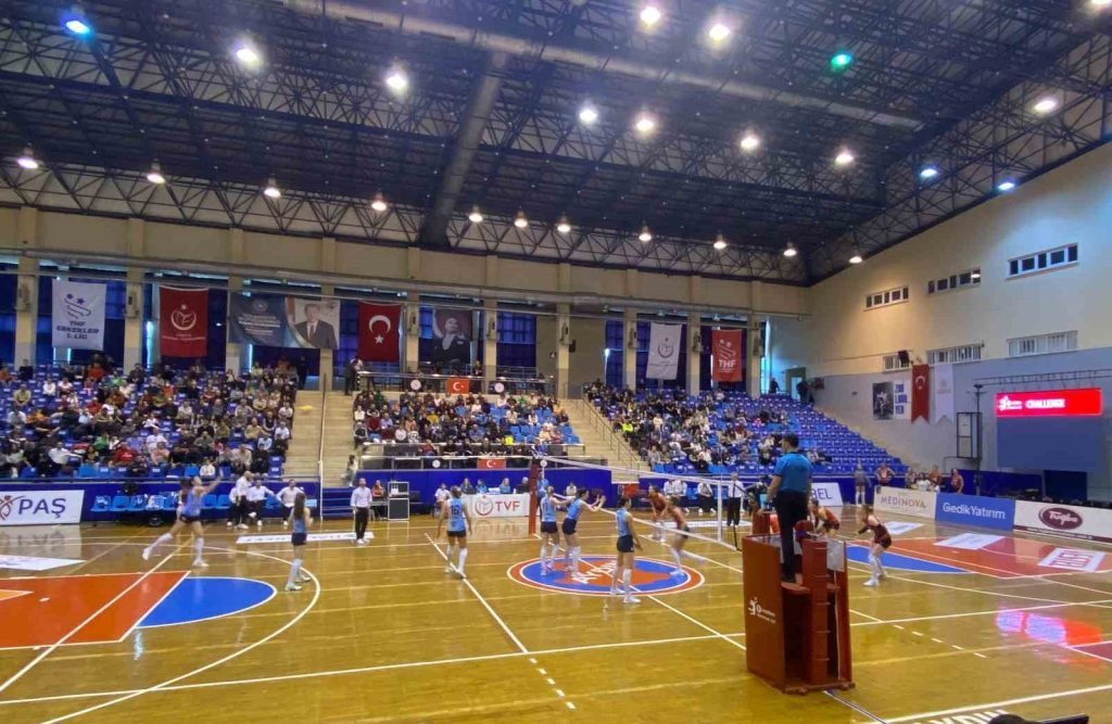 Sultanlar Ligi: Aydın Büyükşehir Belediyespor: 1 – Türk Hava Yolları: 3